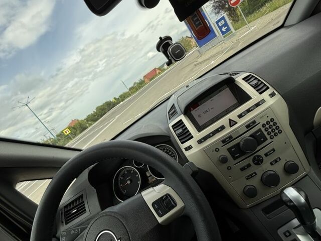 Черный Опель Зафира, объемом двигателя 1.9 л и пробегом 315 тыс. км за 6200 $, фото 12 на Automoto.ua