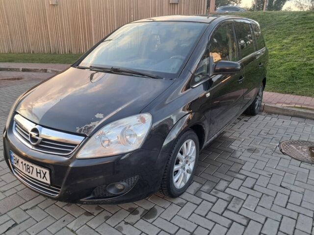 Чорний Опель Зафіра, об'ємом двигуна 1.9 л та пробігом 243 тис. км за 4500 $, фото 2 на Automoto.ua