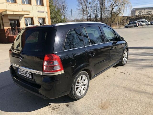 Черный Опель Зафира, объемом двигателя 1.7 л и пробегом 325 тыс. км за 5800 $, фото 7 на Automoto.ua