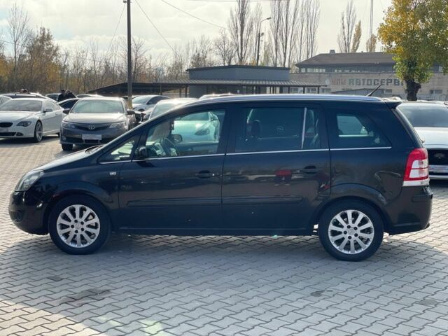 Чорний Опель Зафіра, об'ємом двигуна 1.9 л та пробігом 370 тис. км за 7100 $, фото 3 на Automoto.ua