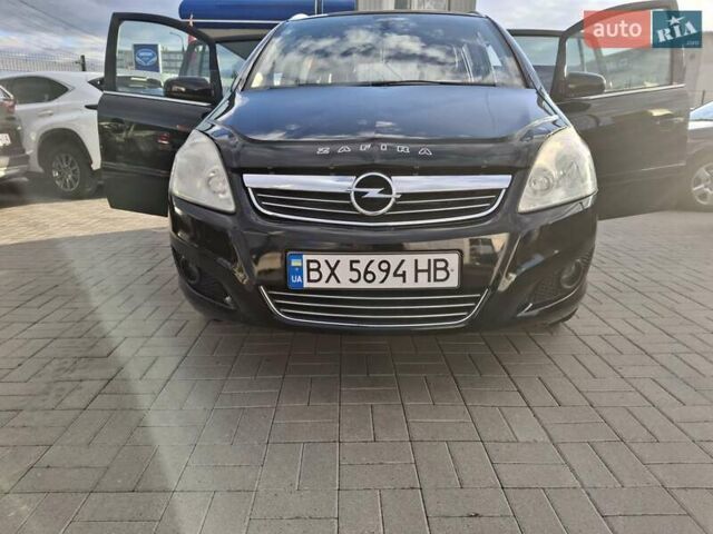 Черный Опель Зафира, объемом двигателя 1.8 л и пробегом 250 тыс. км за 5400 $, фото 1 на Automoto.ua