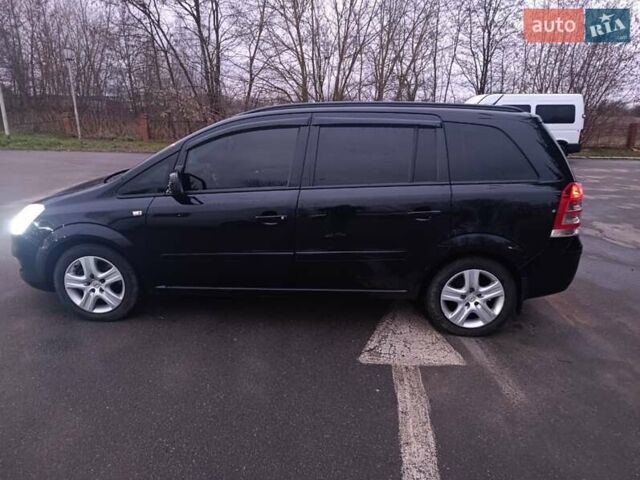 Черный Опель Зафира, объемом двигателя 1.7 л и пробегом 219 тыс. км за 5900 $, фото 1 на Automoto.ua