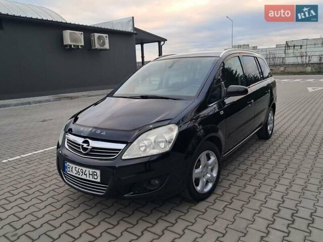Черный Опель Зафира, объемом двигателя 1.8 л и пробегом 252 тыс. км за 5650 $, фото 3 на Automoto.ua
