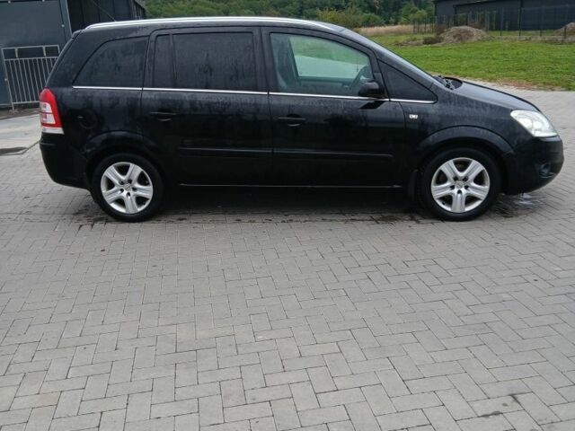 Чорний Опель Зафіра, об'ємом двигуна 1.7 л та пробігом 400 тис. км за 5300 $, фото 3 на Automoto.ua