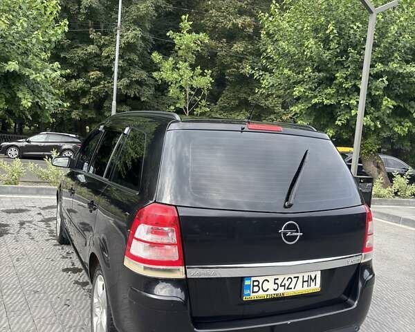 Чорний Опель Зафіра, об'ємом двигуна 1.69 л та пробігом 231 тис. км за 6300 $, фото 13 на Automoto.ua