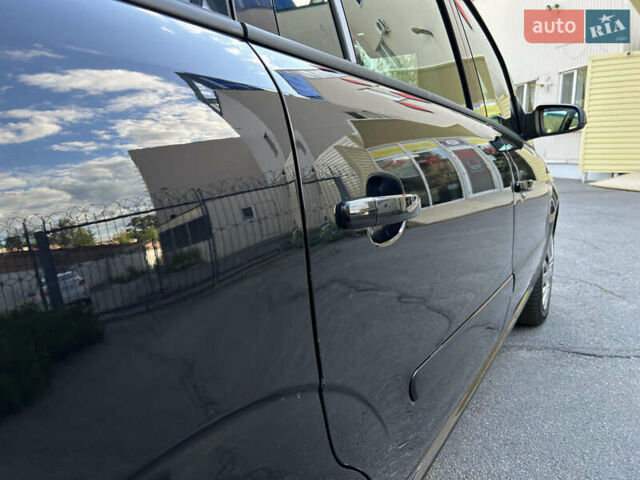 Черный Опель Зафира, объемом двигателя 1.8 л и пробегом 205 тыс. км за 6250 $, фото 5 на Automoto.ua