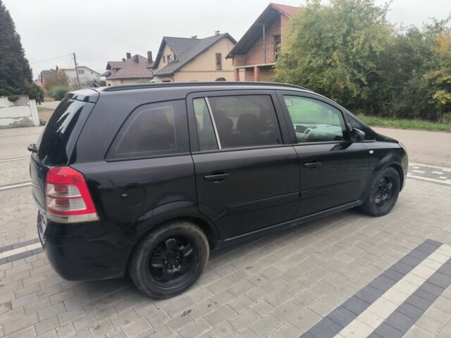 Чорний Опель Зафіра, об'ємом двигуна 1.9 л та пробігом 336 тис. км за 5500 $, фото 5 на Automoto.ua