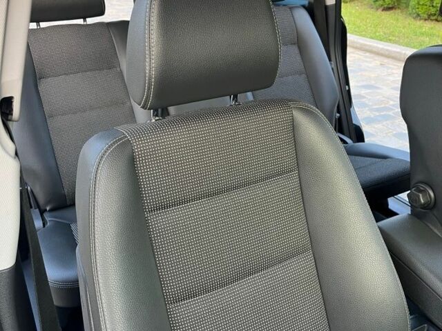 Черный Опель Зафира, объемом двигателя 1.8 л и пробегом 228 тыс. км за 7300 $, фото 11 на Automoto.ua