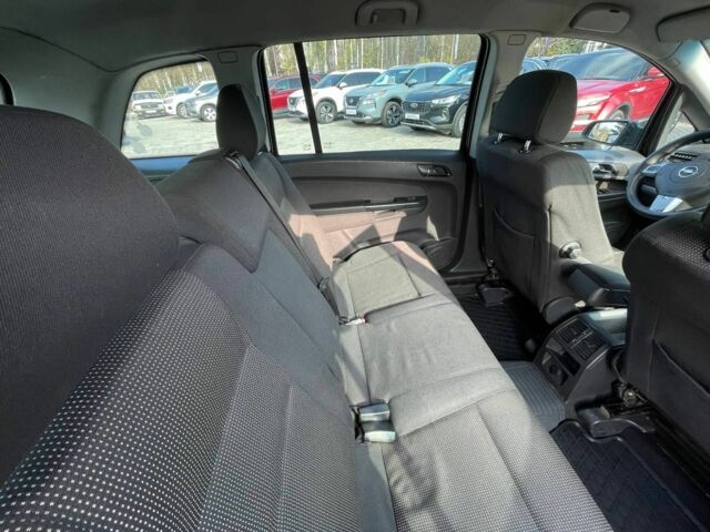 Чорний Опель Зафіра, об'ємом двигуна 1.9 л та пробігом 370 тис. км за 7100 $, фото 19 на Automoto.ua