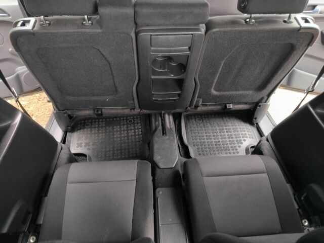 Чорний Опель Зафіра, об'ємом двигуна 1.9 л та пробігом 336 тис. км за 5500 $, фото 18 на Automoto.ua