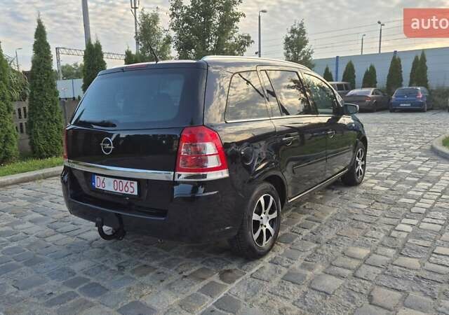 Чорний Опель Зафіра, об'ємом двигуна 1.8 л та пробігом 228 тис. км за 7300 $, фото 3 на Automoto.ua