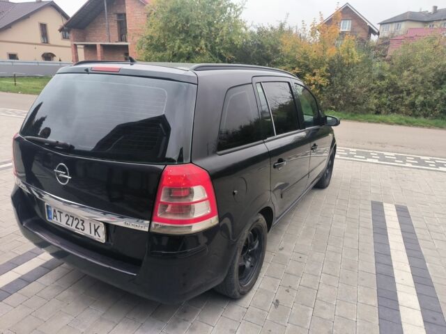 Чорний Опель Зафіра, об'ємом двигуна 1.9 л та пробігом 336 тис. км за 5500 $, фото 7 на Automoto.ua
