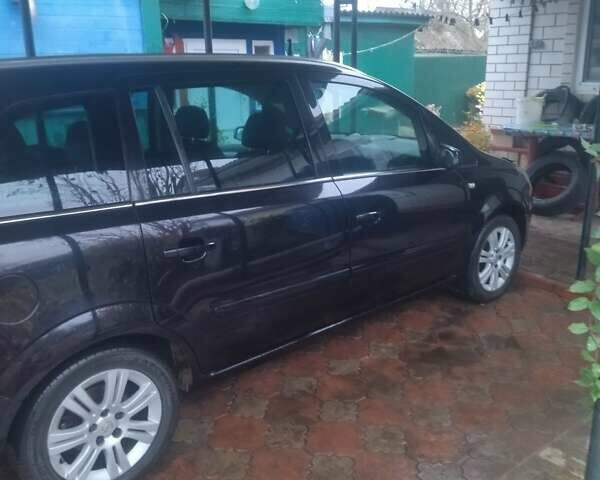 Черный Опель Зафира, объемом двигателя 1.91 л и пробегом 226 тыс. км за 6300 $, фото 8 на Automoto.ua