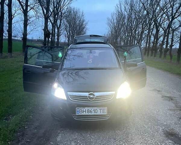 Чорний Опель Зафіра, об'ємом двигуна 2.2 л та пробігом 242 тис. км за 5250 $, фото 22 на Automoto.ua