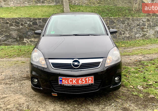 Черный Опель Зафира, объемом двигателя 1.8 л и пробегом 179 тыс. км за 6750 $, фото 9 на Automoto.ua