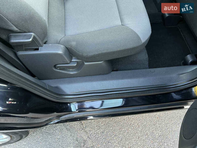 Черный Опель Зафира, объемом двигателя 1.8 л и пробегом 205 тыс. км за 6250 $, фото 19 на Automoto.ua