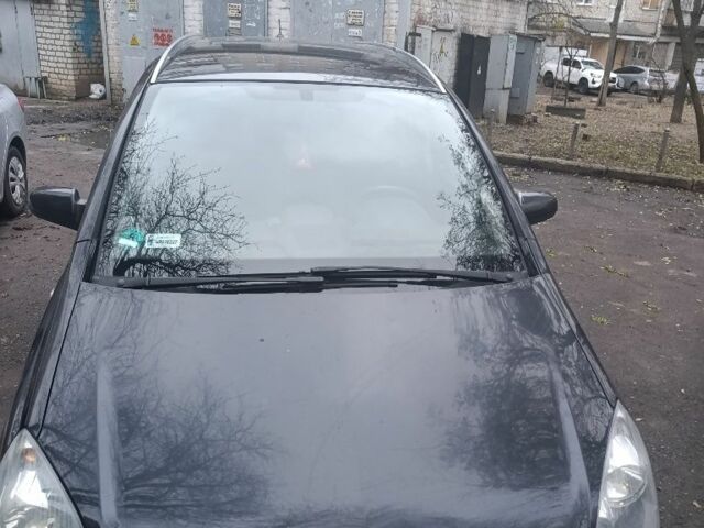 Черный Опель Зафира, объемом двигателя 2 л и пробегом 210 тыс. км за 2379 $, фото 3 на Automoto.ua