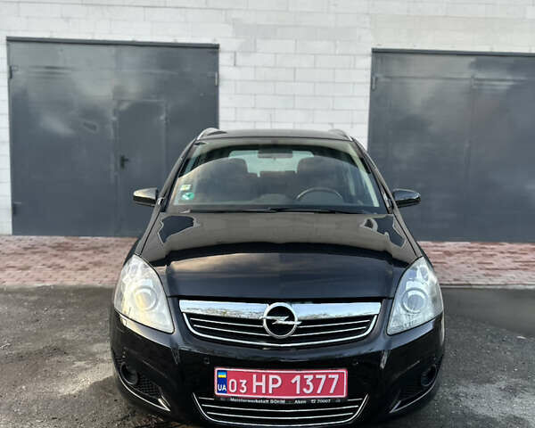 Опель Зафира 2008 в Хороле на Automoto.ua Черный Опель Зафира, объемом двигателя 1.8 л и пробегом 180 тыс. км за 6650 $, фото 2 на Automoto.ua