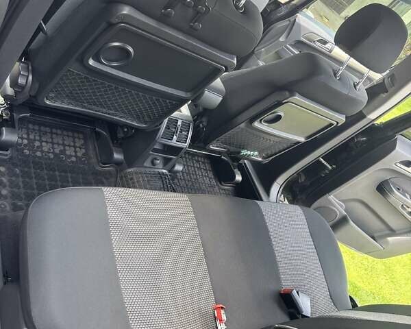 Чорний Опель Зафіра, об'ємом двигуна 1.69 л та пробігом 231 тис. км за 6300 $, фото 5 на Automoto.ua