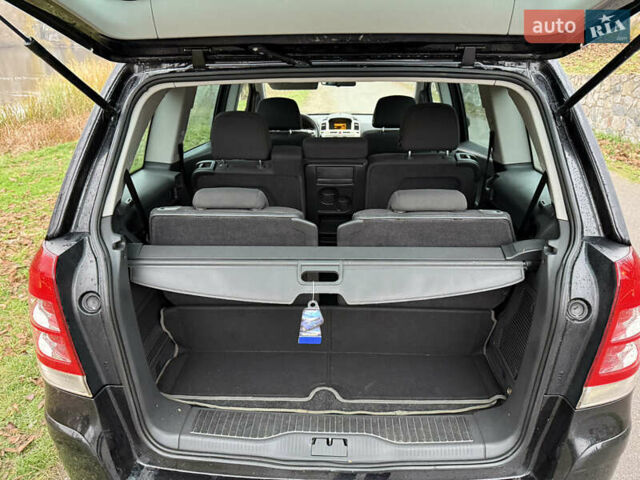 Чорний Опель Зафіра, об'ємом двигуна 1.8 л та пробігом 193 тис. км за 6300 $, фото 11 на Automoto.ua