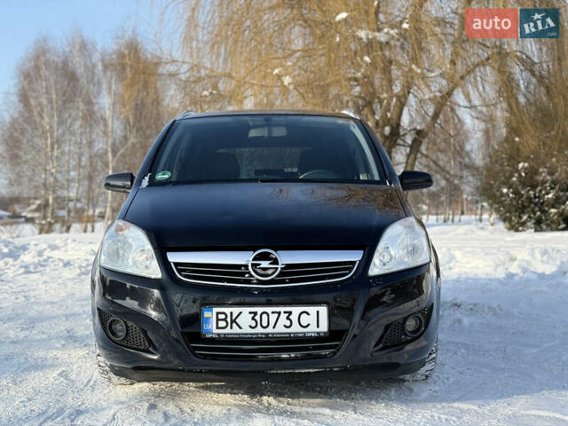 Черный Опель Зафира, объемом двигателя 1.91 л и пробегом 203 тыс. км за 6350 $, фото 1 на Automoto.ua