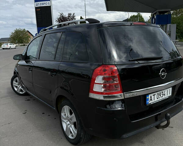 Черный Опель Зафира, объемом двигателя 1.9 л и пробегом 315 тыс. км за 6600 $, фото 6 на Automoto.ua