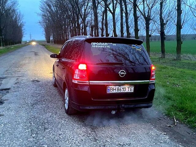 Чорний Опель Зафіра, об'ємом двигуна 2.2 л та пробігом 242 тис. км за 5250 $, фото 9 на Automoto.ua