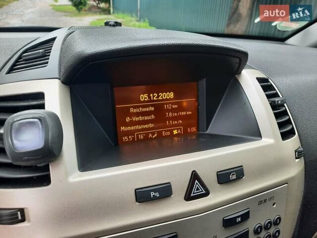 Чорний Опель Зафіра, об'ємом двигуна 1.6 л та пробігом 213 тис. км за 6750 $, фото 127 на Automoto.ua