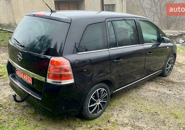 Черный Опель Зафира, объемом двигателя 1.8 л и пробегом 179 тыс. км за 6750 $, фото 7 на Automoto.ua