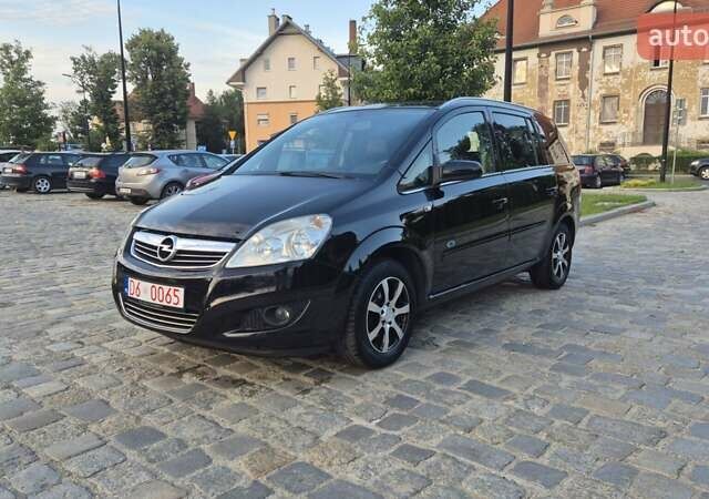 Чорний Опель Зафіра, об'ємом двигуна 1.8 л та пробігом 228 тис. км за 7300 $, фото 1 на Automoto.ua