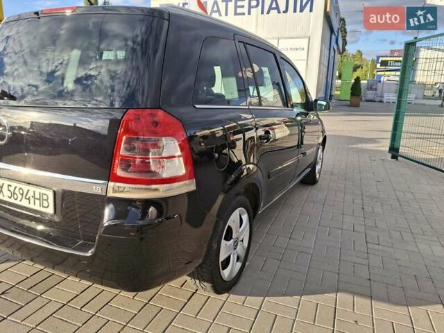 Черный Опель Зафира, объемом двигателя 1.8 л и пробегом 250 тыс. км за 5400 $, фото 5 на Automoto.ua