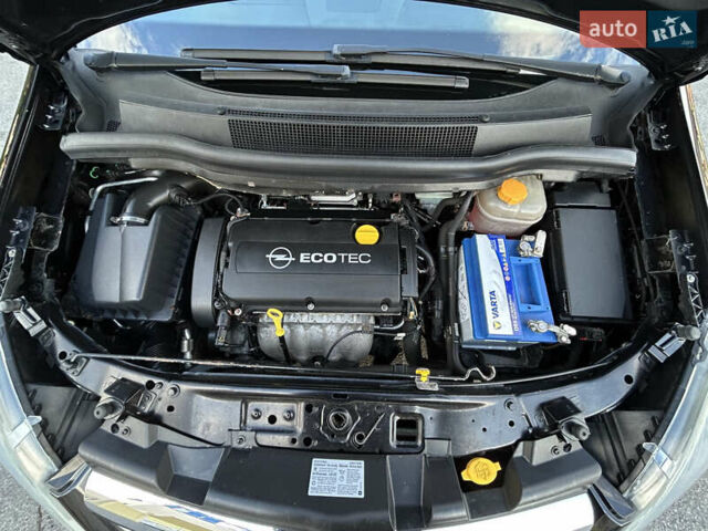 Черный Опель Зафира, объемом двигателя 1.8 л и пробегом 205 тыс. км за 6250 $, фото 47 на Automoto.ua