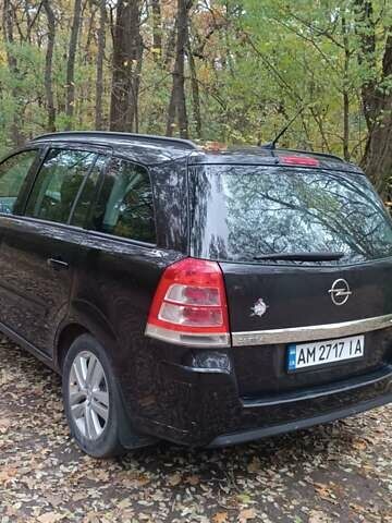 Черный Опель Зафира, объемом двигателя 1.69 л и пробегом 290 тыс. км за 6499 $, фото 3 на Automoto.ua