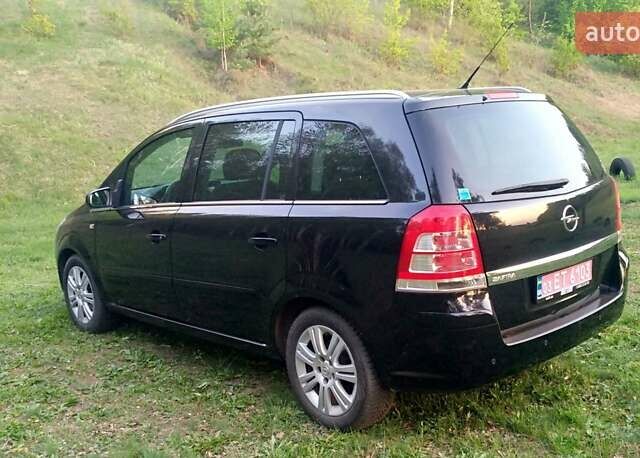 Чорний Опель Зафіра, об'ємом двигуна 1.8 л та пробігом 196 тис. км за 7800 $, фото 3 на Automoto.ua