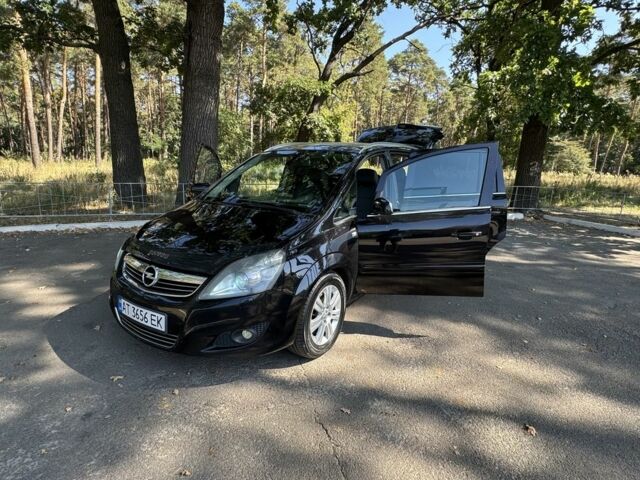 Чорний Опель Зафіра, об'ємом двигуна 1.9 л та пробігом 190 тис. км за 6799 $, фото 14 на Automoto.ua