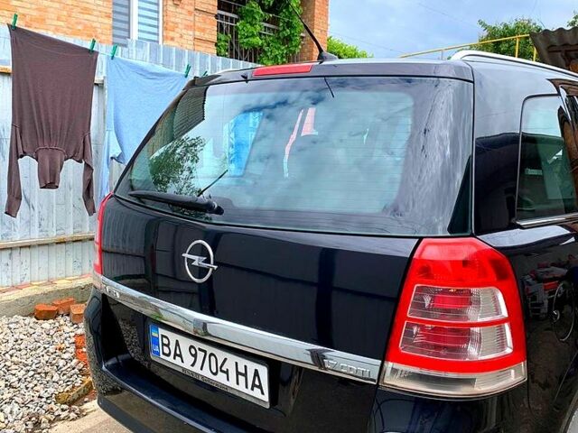 Чорний Опель Зафіра, об'ємом двигуна 1.7 л та пробігом 261 тис. км за 5699 $, фото 2 на Automoto.ua