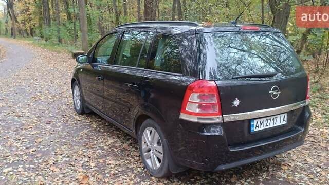 Черный Опель Зафира, объемом двигателя 1.69 л и пробегом 290 тыс. км за 6499 $, фото 10 на Automoto.ua