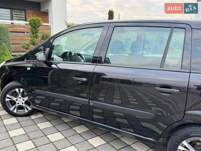 Черный Опель Зафира, объемом двигателя 1.8 л и пробегом 256 тыс. км за 6250 $, фото 26 на Automoto.ua