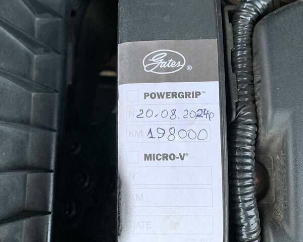 Черный Опель Зафира, объемом двигателя 1.8 л и пробегом 198 тыс. км за 6900 $, фото 26 на Automoto.ua