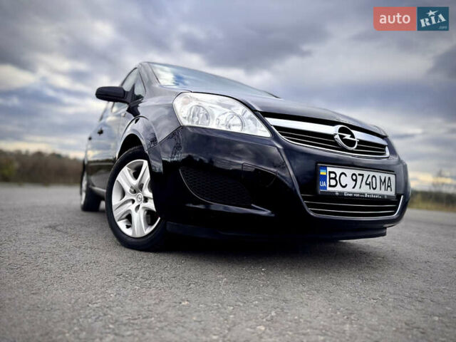 Чорний Опель Зафіра, об'ємом двигуна 1.7 л та пробігом 197 тис. км за 6500 $, фото 8 на Automoto.ua