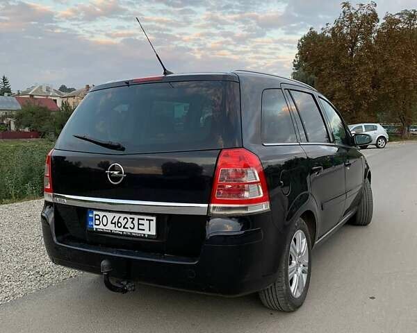 Черный Опель Зафира, объемом двигателя 1.8 л и пробегом 198 тыс. км за 6900 $, фото 30 на Automoto.ua