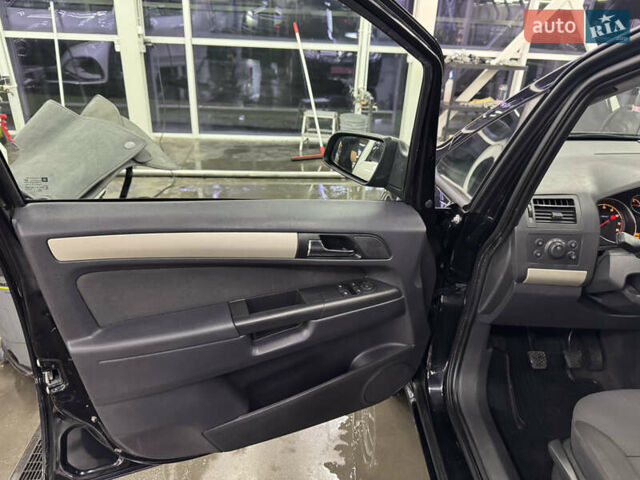 Чорний Опель Зафіра, об'ємом двигуна 1.8 л та пробігом 216 тис. км за 5500 $, фото 11 на Automoto.ua