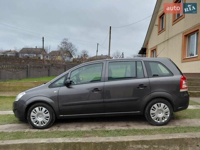 Черный Опель Зафира, объемом двигателя 1.6 л и пробегом 172 тыс. км за 6100 $, фото 3 на Automoto.ua