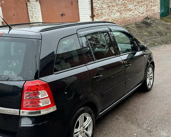 Черный Опель Зафира, объемом двигателя 1.9 л и пробегом 266 тыс. км за 5999 $, фото 6 на Automoto.ua