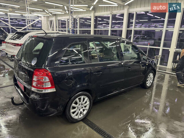 Чорний Опель Зафіра, об'ємом двигуна 1.8 л та пробігом 216 тис. км за 5500 $, фото 8 на Automoto.ua