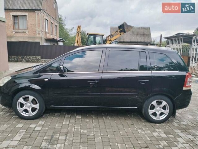 Черный Опель Зафира, объемом двигателя 1.8 л и пробегом 171 тыс. км за 5800 $, фото 4 на Automoto.ua
