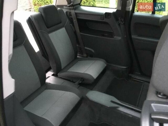 Черный Опель Зафира, объемом двигателя 1.6 л и пробегом 121 тыс. км за 6999 $, фото 55 на Automoto.ua