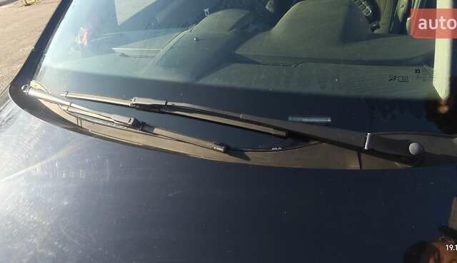 Черный Опель Зафира, объемом двигателя 1.6 л и пробегом 220 тыс. км за 7200 $, фото 39 на Automoto.ua