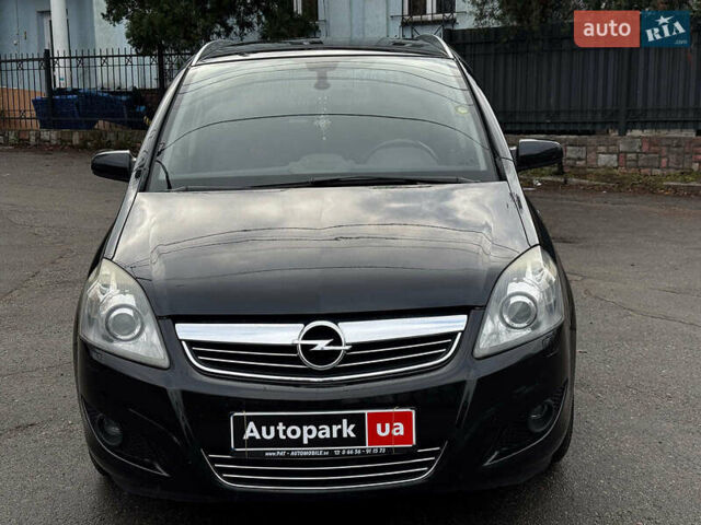 Черный Опель Зафира, объемом двигателя 1.6 л и пробегом 218 тыс. км за 7690 $, фото 4 на Automoto.ua