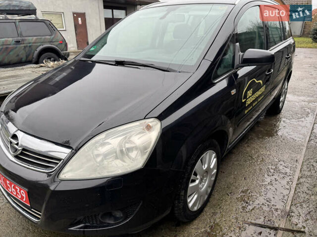 Черный Опель Зафира, объемом двигателя 1.6 л и пробегом 198 тыс. км за 6300 $, фото 2 на Automoto.ua